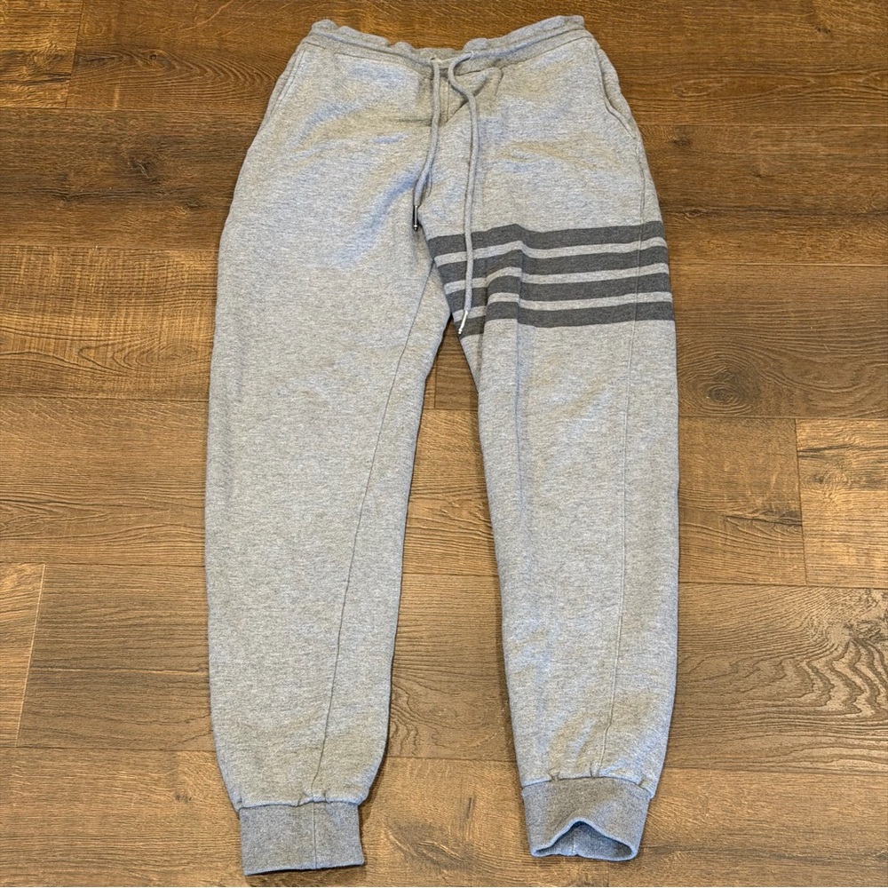 Thom Browne Tonal 4-Bar Cotton Joggers - Picture 2 of 6